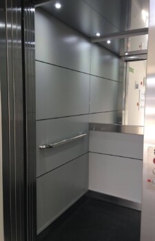 Hydraulic Passenger Lift